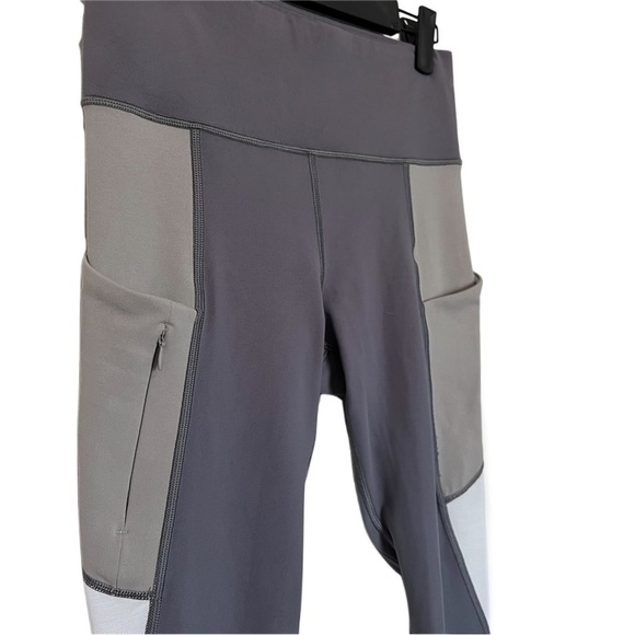 Athleta Colorblock Up For Anything 7/8 Tight Grey White Leggings Size Small - Picture 4 of 11